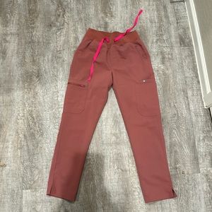 FIGS XS petite pink cargo pants